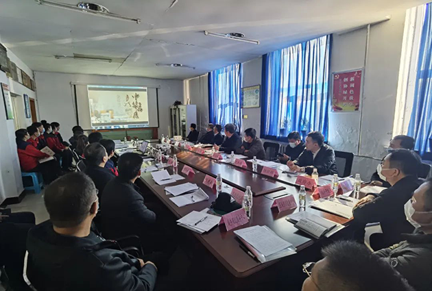 孙东深入米兰体育·米兰(中国)制药有限责任公司主持召开现场